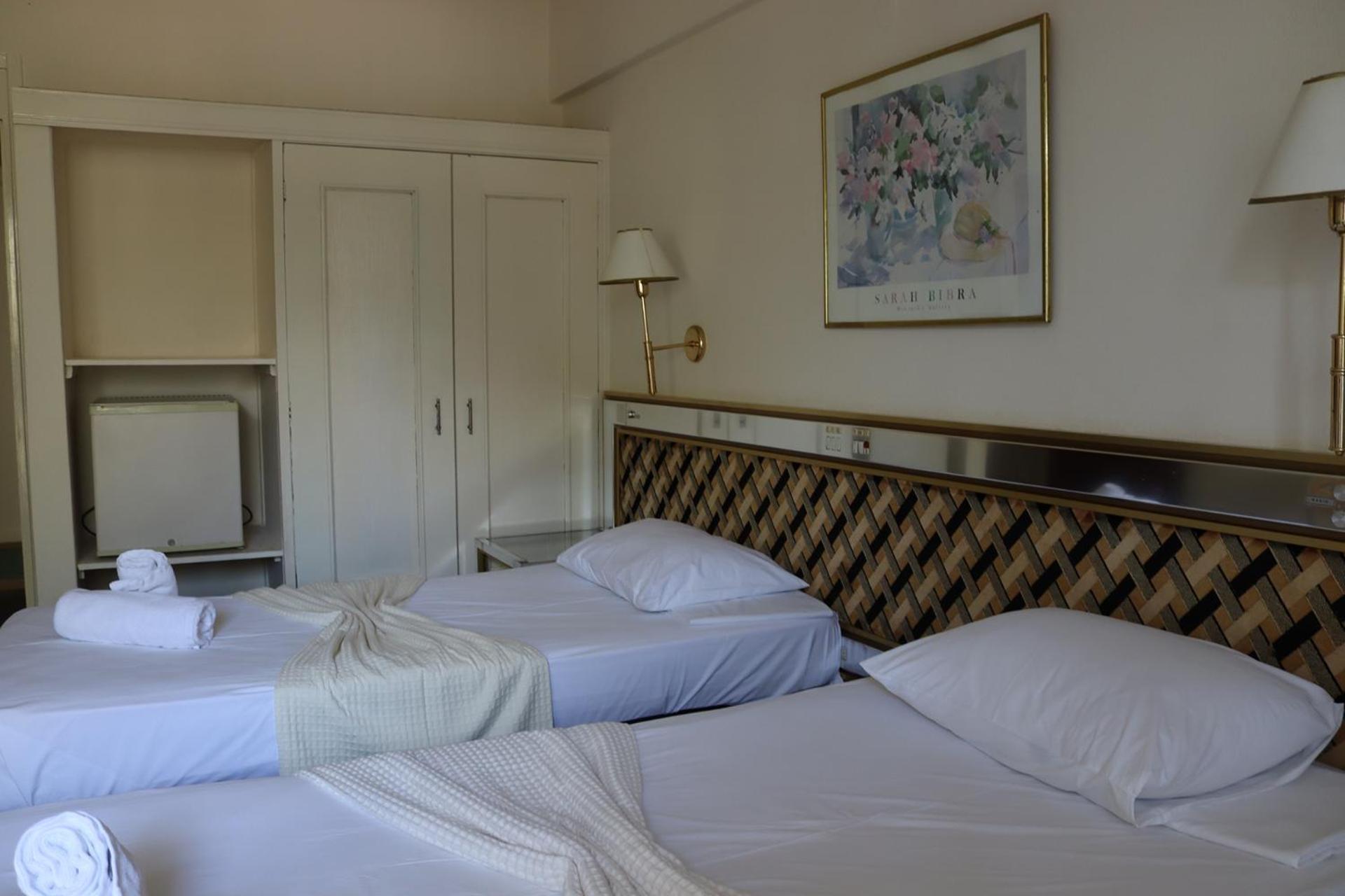 Hotel Theoxenia Meszolóngi Kültér fotó